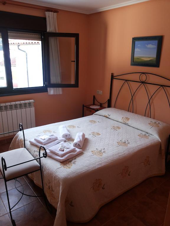 Casa Marivi Ξενοδοχείο Niembro Δωμάτιο φωτογραφία
